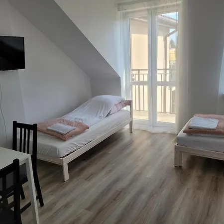 Apartman Studia Fredry 8 *